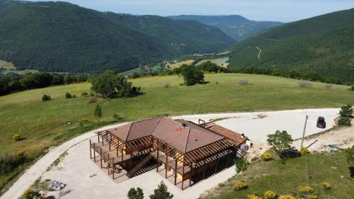 Casale Sienti'n Può (Casale Sienti'n Puo) in 諾西亞