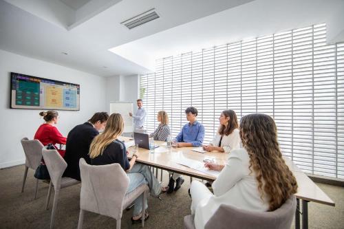 Apartosuites Jardines de Sabatini - image 14