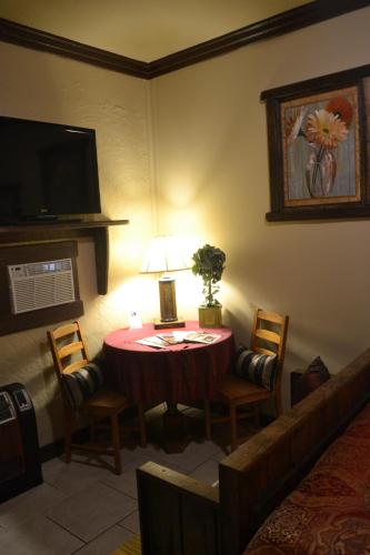 Sheldon Street Lodge – Prescott, AZ