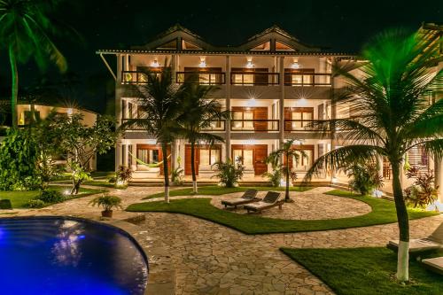 Windtown Beach Hotel - 숙소 외관