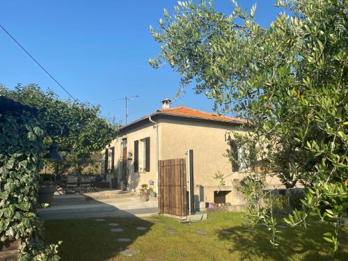 La Bastide de Jean Maison de charme dans un domaine equestre privé - Location saisonnière - Grasse