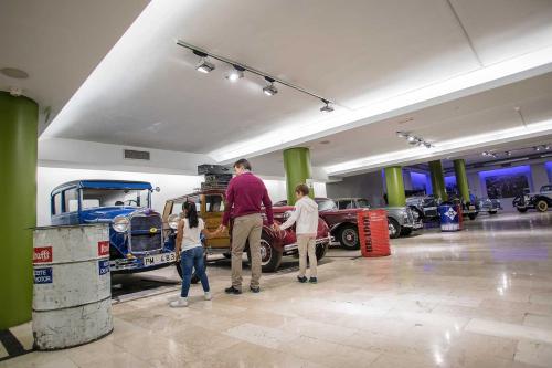 Apartosuites Jardines de Sabatini - image 11