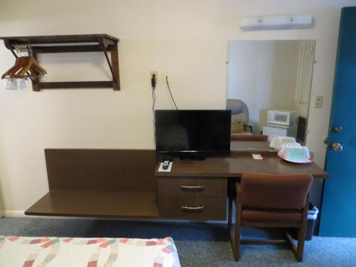 設施, Chief Motel in 卡斯特