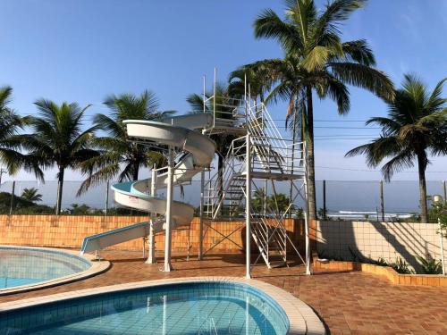 Apartamento beira mar - Praia de Boraceia