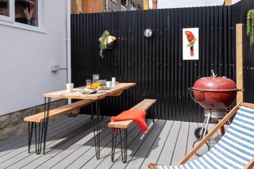 Ultimate glam, vintage central pad. Cool 70s bar., Bournemouth (fotografie 8)