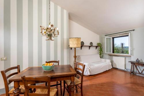 Two-Bedroom Apartment with easy access to swimming pool