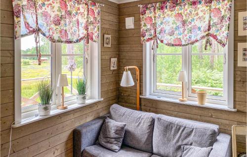 2 Bedroom Lovely Home In Vikbolandet in Arkosund