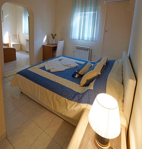 Double Room with Balcony (3 Adults)