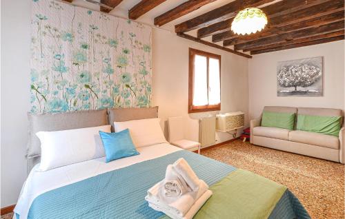 Lovely Apartment In Venezia With Wifi - image 3