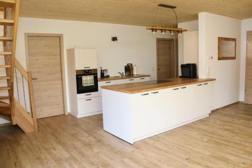 BaumKrone im Happy Allgäu - 2-stöckige Wohnung mit Wohnnetz - Apartment - Leutkirch im Allgäu