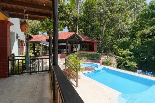 Villa Bayacanes con piscinas privadas
