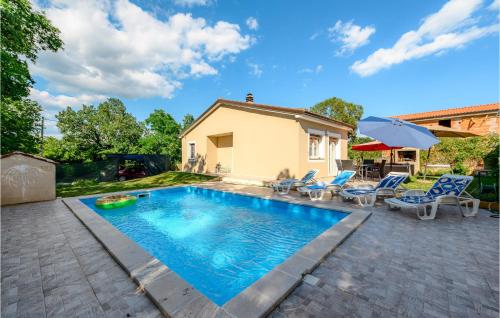 Lovely Home In Rovinj With Outdoor Swimming Pool