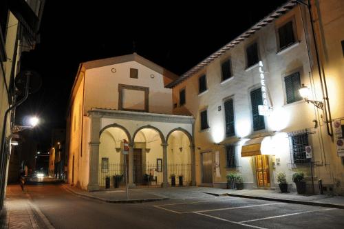 Albergo Il Giglio – Prato, MT