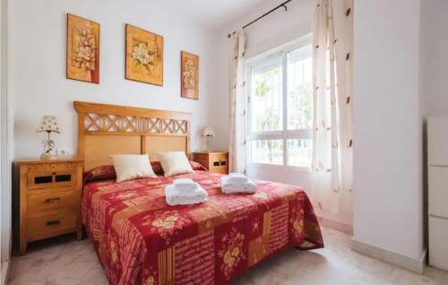  Amazing apartment in Isla Cristina with Outdoor swimming pool, WiFi and 3 Bedrooms in Isla Cristina