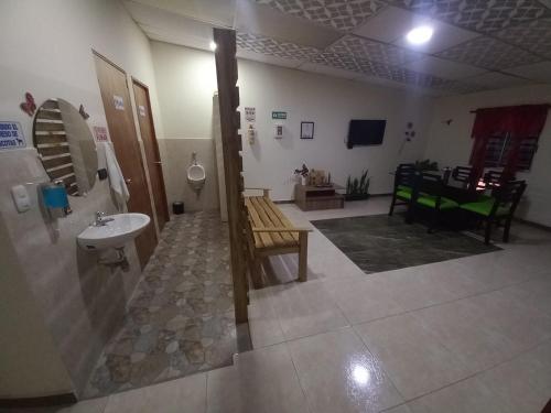 Ekolores Hostal - PARQUE DEL CAFÉ - 313-468-08-41 (Ekolores Hostal - PARQUE DEL CAFE - 313-468-08-41) in 몬테네그로