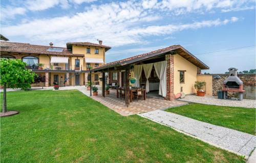 Viesnīcas āriene, 4 Bedroom Lovely Home In Lequio Tanaro in Lequio Tanaro