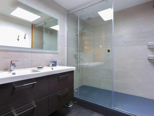 Apartment image 9