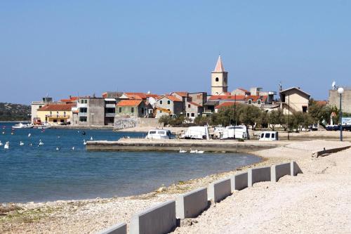 Apartments with a parking space Pirovac Sibenik - 13201 - image 12