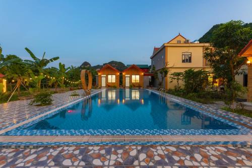 Tan Dinh Farmstay - 수영장