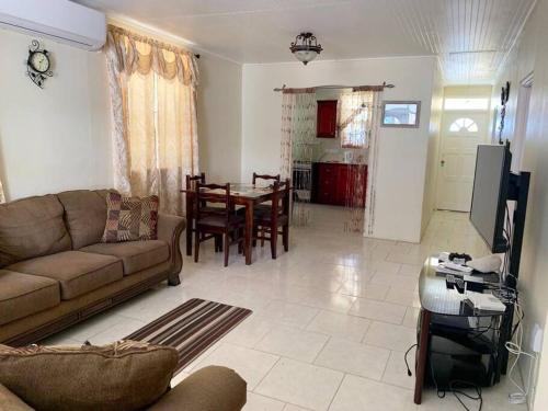Modern Air Conditioned Home For Family & Adventure in Roseau