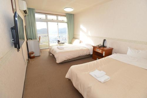 Twin Room with View 14㎡ Non-Smoking - Main Building