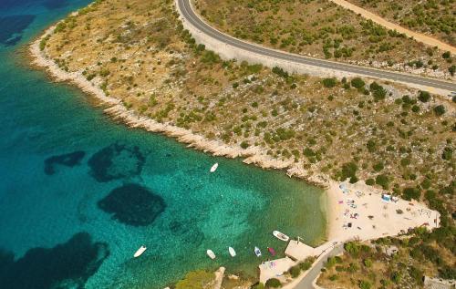  Apartments with a parking space Bilo, Primosten - 4662 in Zaboric