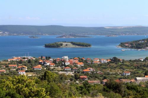 Apartments by the sea Mrljane, Pasman - 319