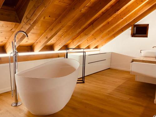 Bathroom, Casa Mille Sassi in Borgnone