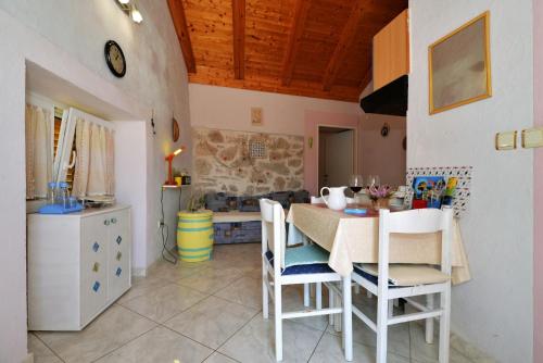 Apartments with a parking space Murter - 5097 - image 9