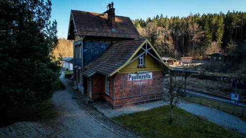 Bahnhof Paulinzella mit Sauna - Apartment - Königsee