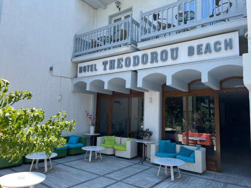 . Theodorou Beach Hotel Apartments