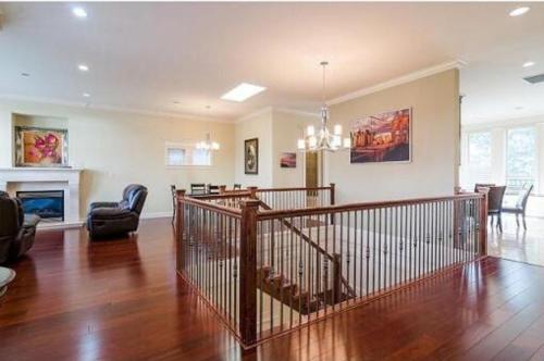 편의 시설/서비스, Imperial House in 버너비 (BC)