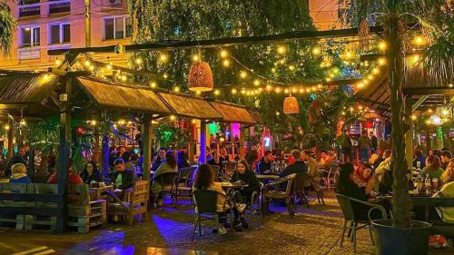 Ресторан, Piata Unirii Central Apartments in Ясси