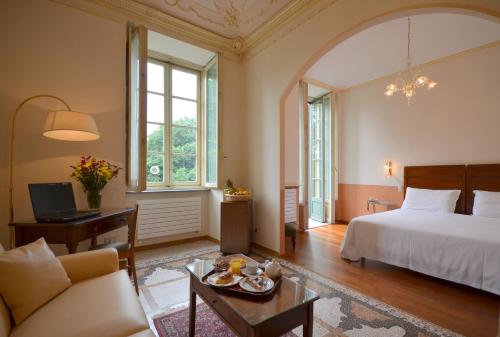 Hotel Roma E Rocca Cavour Room Type - Triple Room