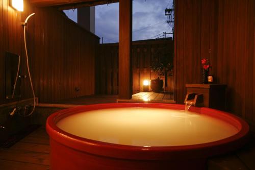 Kinosaki Onsen Tsubakino Ryokan