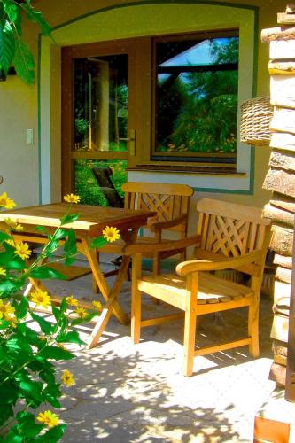 JANISCHs Fewo im Spreewald, Terrasse, großer Garten und Blick inklusive in Unterspreewald