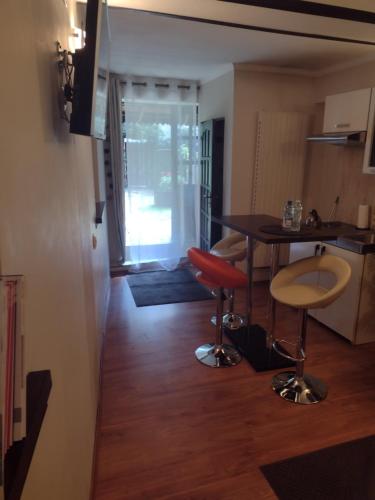 Z prywatnym ogródkiem Centrum Z prywatnym ogródkiem Centrum