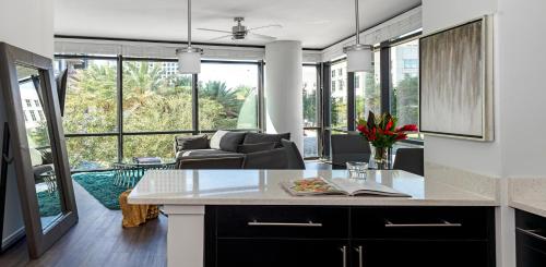 Lake Eola Apartments by Barsala