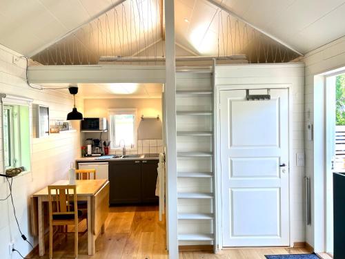 Kitchen, Bittes & Lasses Guest House in Other