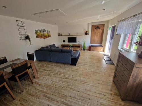 Restaurace U Matěje B&B (Restaurace U Mateje B&B) in Nove Mesto pod Smrkem