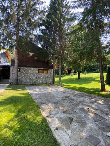 Brezovica Luxury Villa in Prevalle