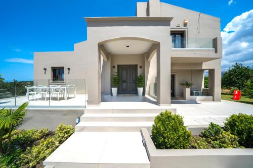 Exterior view, Villa Florentina at Chania Suburbs With Private Pool and BBQ in Mousoures