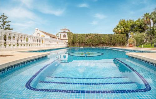 Amazing Home In Las Lagunas De Mijas With Swimming Pool