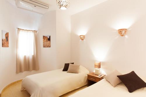 Red Rock Apartments - image 4
