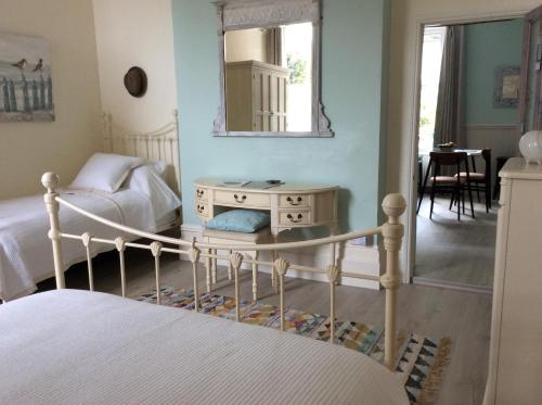 Gulls Wing Apartment in Västra Ventnor