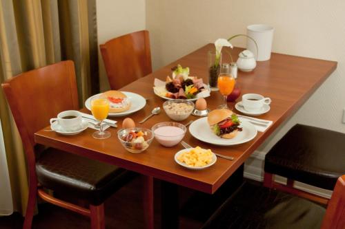 Novum Hotel Continental Hamburg Hauptbahnhof - image 2