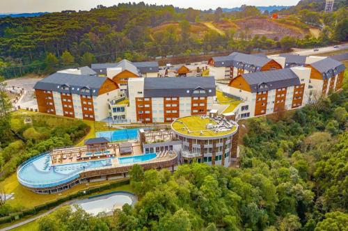 Golden Gramado Resort – khách sạn tại Grama
