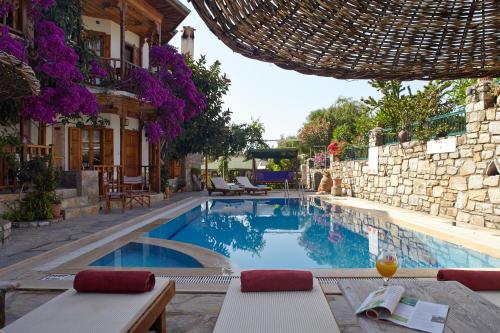 Villa Vali - main image
