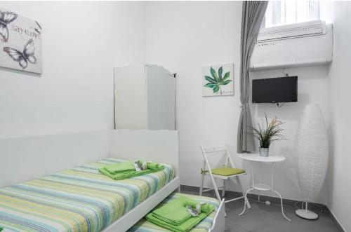 Trastevere rome's heart charming & cozy appartment, Rom (Foto 6)