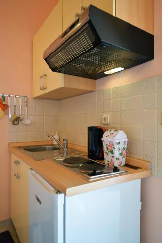 Apartments with a parking space Murter - 5097 - image 11